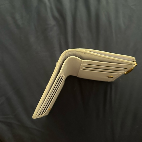 Bottega Veneta Cassette Bi-Fold Zip Wallet - Picture 6 of 6